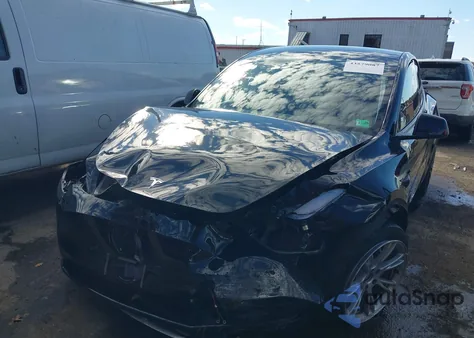 2024 Tesla Model Y Long Range Dual Motor All-Wheel Drive from USA, damaged, VIN 7SAYGDEEXRA218228